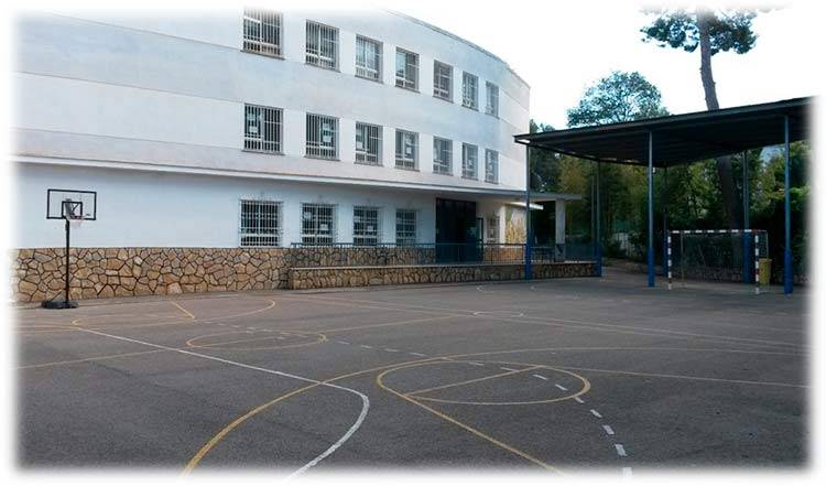 FSIE colabora con el Colegio Madre Petra en su campa�a navide�a para que  218 ni�os en riesgo de exclusi�n social disfruten de estas fiestas |  TORRENT AL D�A